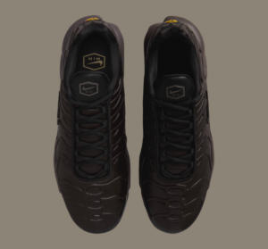 Giay Nike Air Max Plus Premium 'Paris' HJ4519-200