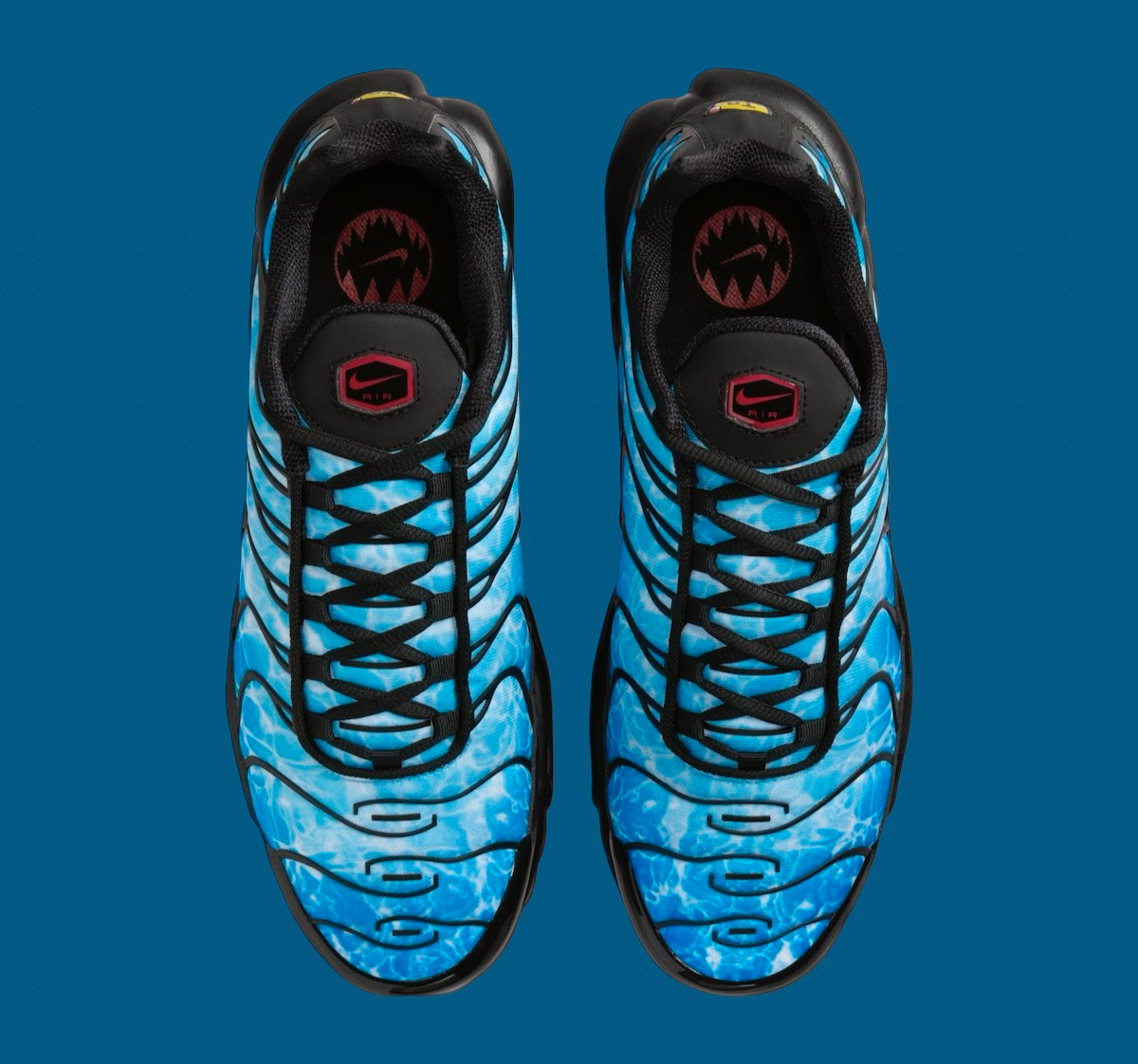Giay Nike Air Max Plus 'Shark Attack' HQ3824-001