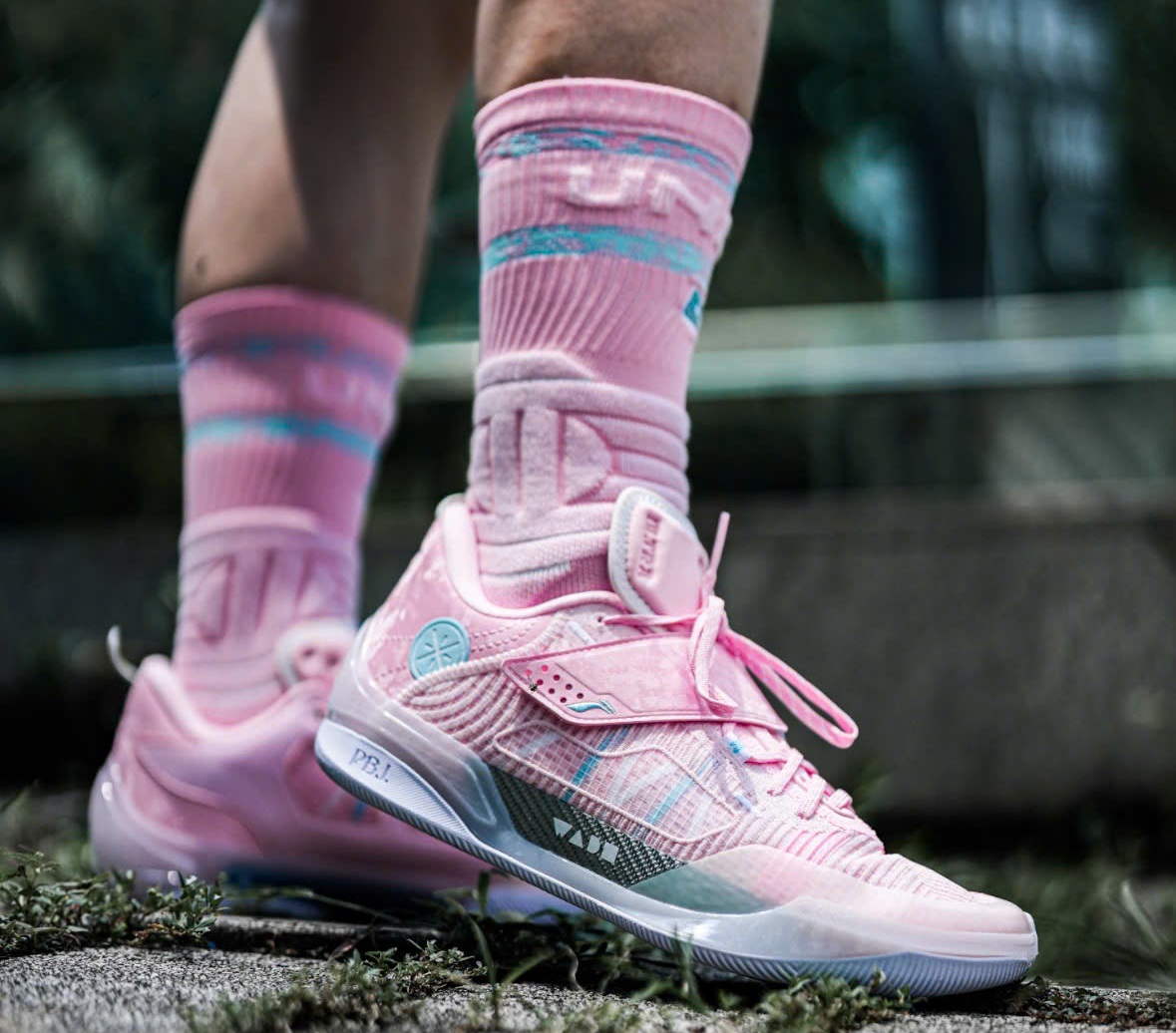 Giay Lining Way Of Wade 808 4 Ultra 'Family Love' ABAU031-6