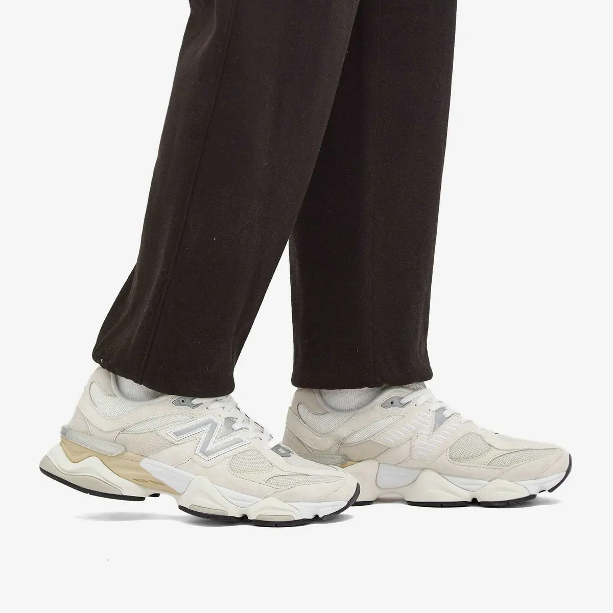 Giay New Balance 9060 'Sea Salt Moonbeam' U9060WHT
