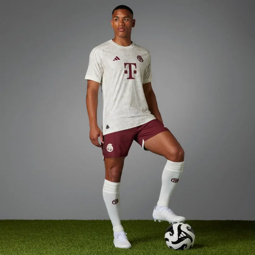 Ao Adidas FC Bayern 23/24 Third Jersey 'White' IQ4059