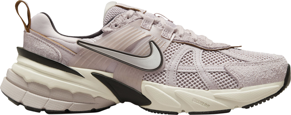 Giay Nike Wmns V2K Run 'Platinum Violet' FN6703-001