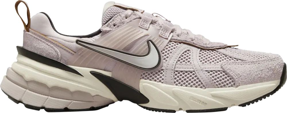 Giay Nike Wmns V2K Run 'Platinum Violet' FN6703-001