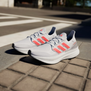 Giay Adidas Ultraboost 5 'Cloud White Red' ID8818
