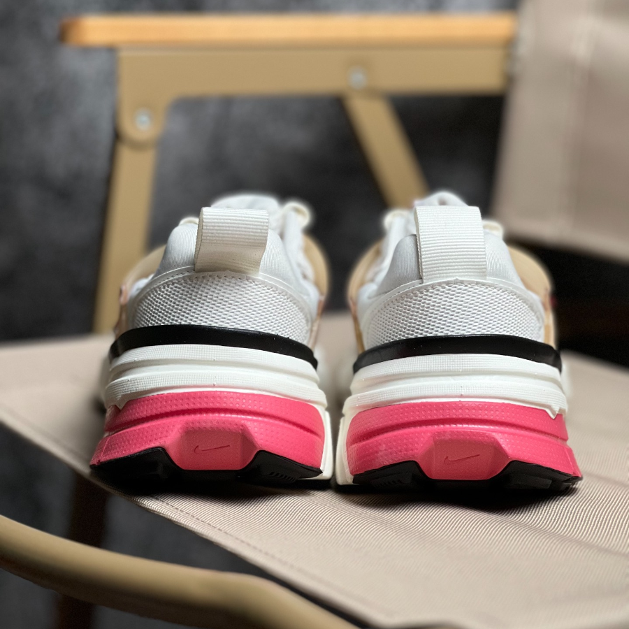 Giay Nike V2K Run 'Guava Ice' HJ7389-838