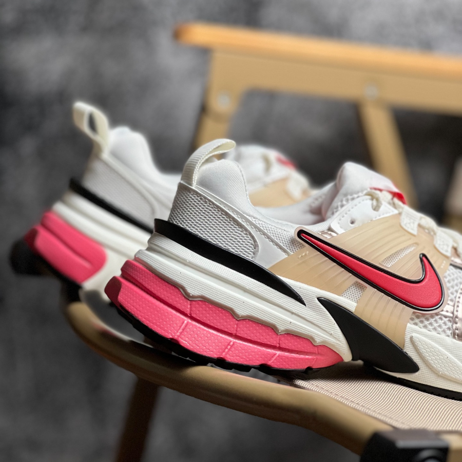 Giay Nike V2K Run 'Guava Ice' HJ7389-838