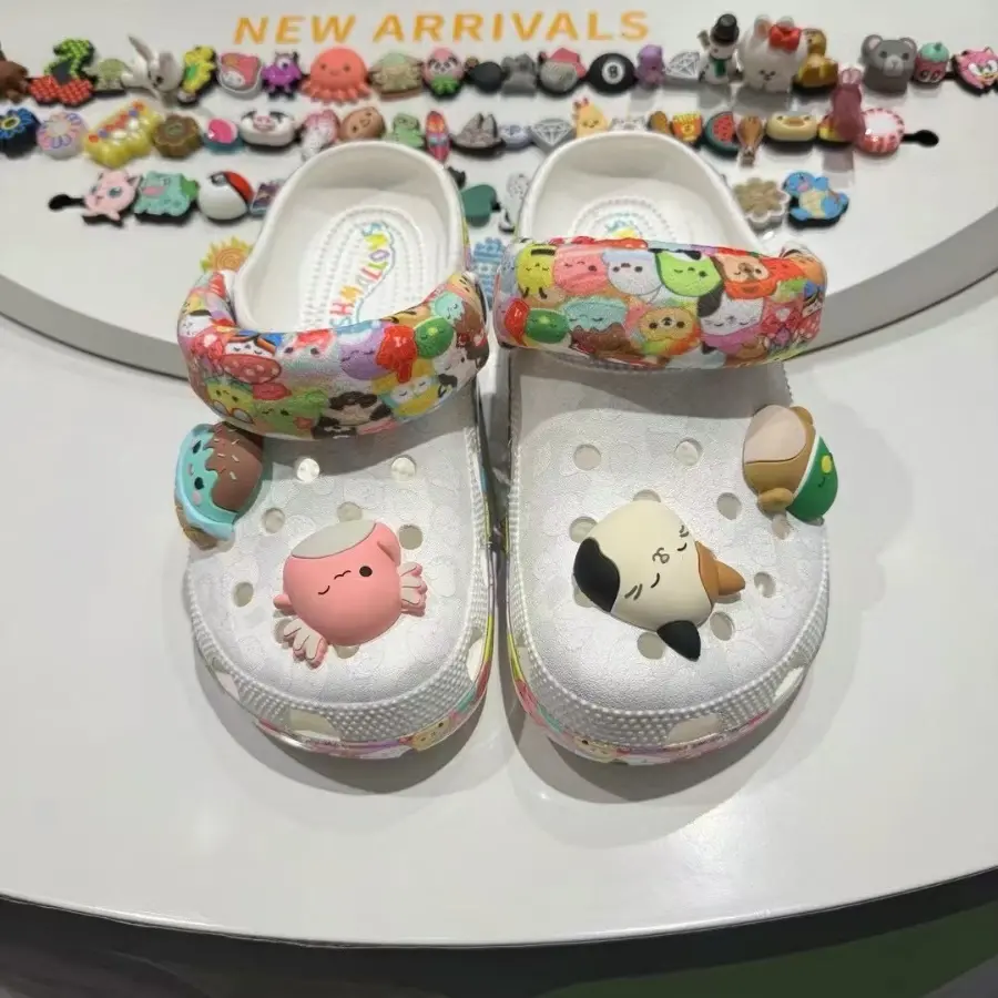 Alternative view of Dép Crocs Classic x Squishmallows 'Squish Squad' 210216-90H