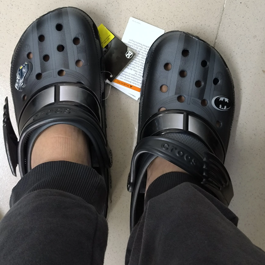 Alternative view of Dép Crocs Classic Clog 'Batman Batmobile' 210219-001