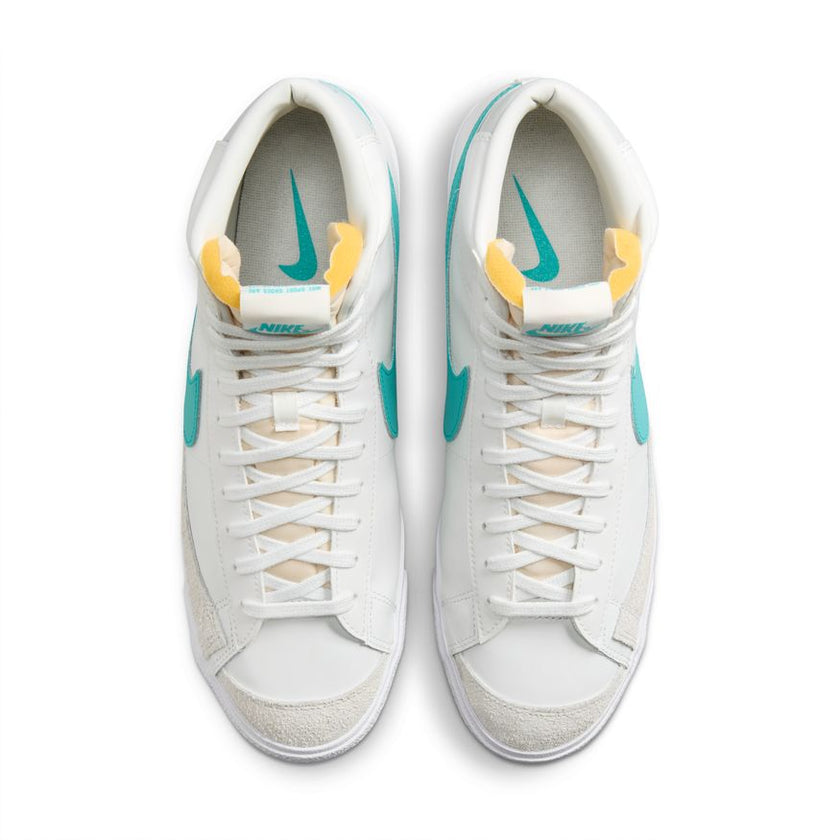 Giay Nike Blazer Mid 77 Vintage 'White Dusty Cactus' BQ6806-129