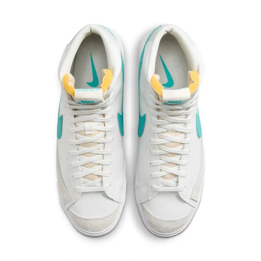 Giay Nike Blazer Mid 77 Vintage 'White Dusty Cactus' BQ6806-129