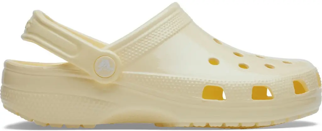 Giay Crocs Classic High Shine 'Buttercream Yellow' 209609-760