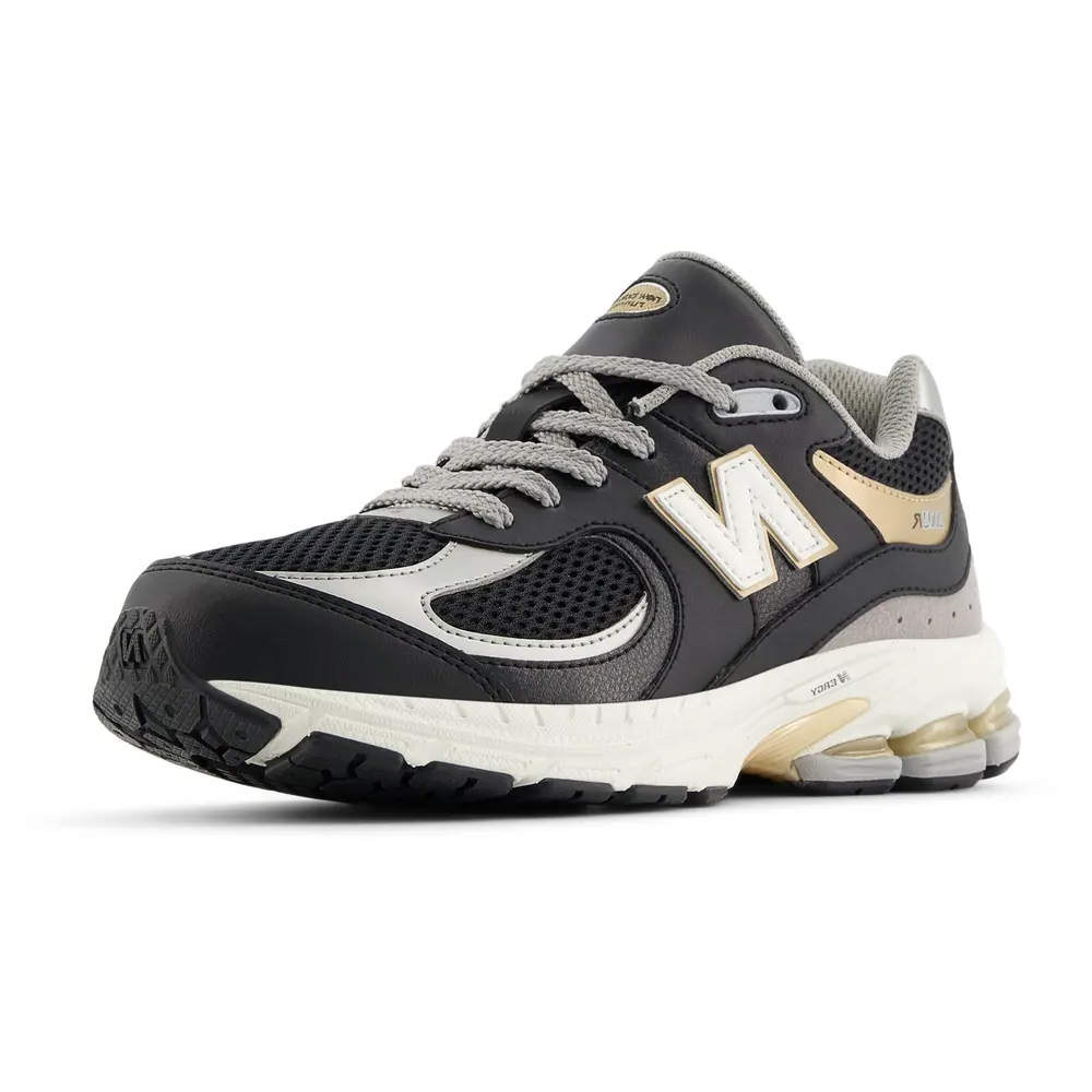 Giay New Balance 2002R Big Kid 'Black Sea Salt Gold' GC2002PO