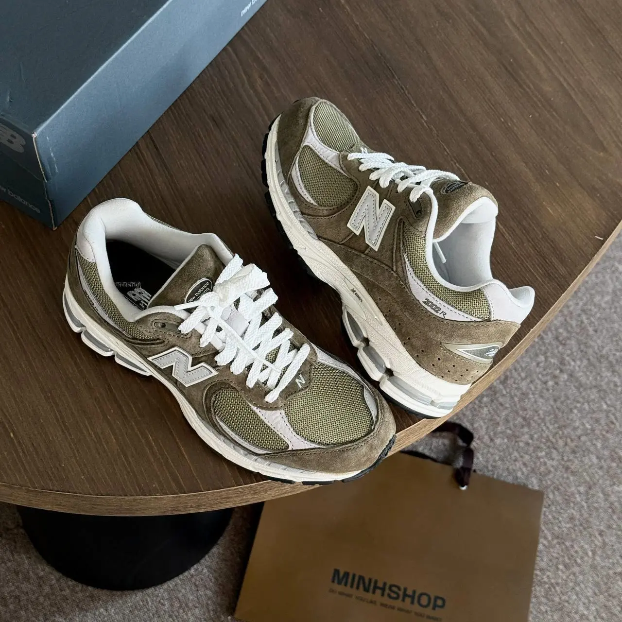 Giay New Balance 2002R Footlocker Exclusive 'Green' M2002RFO