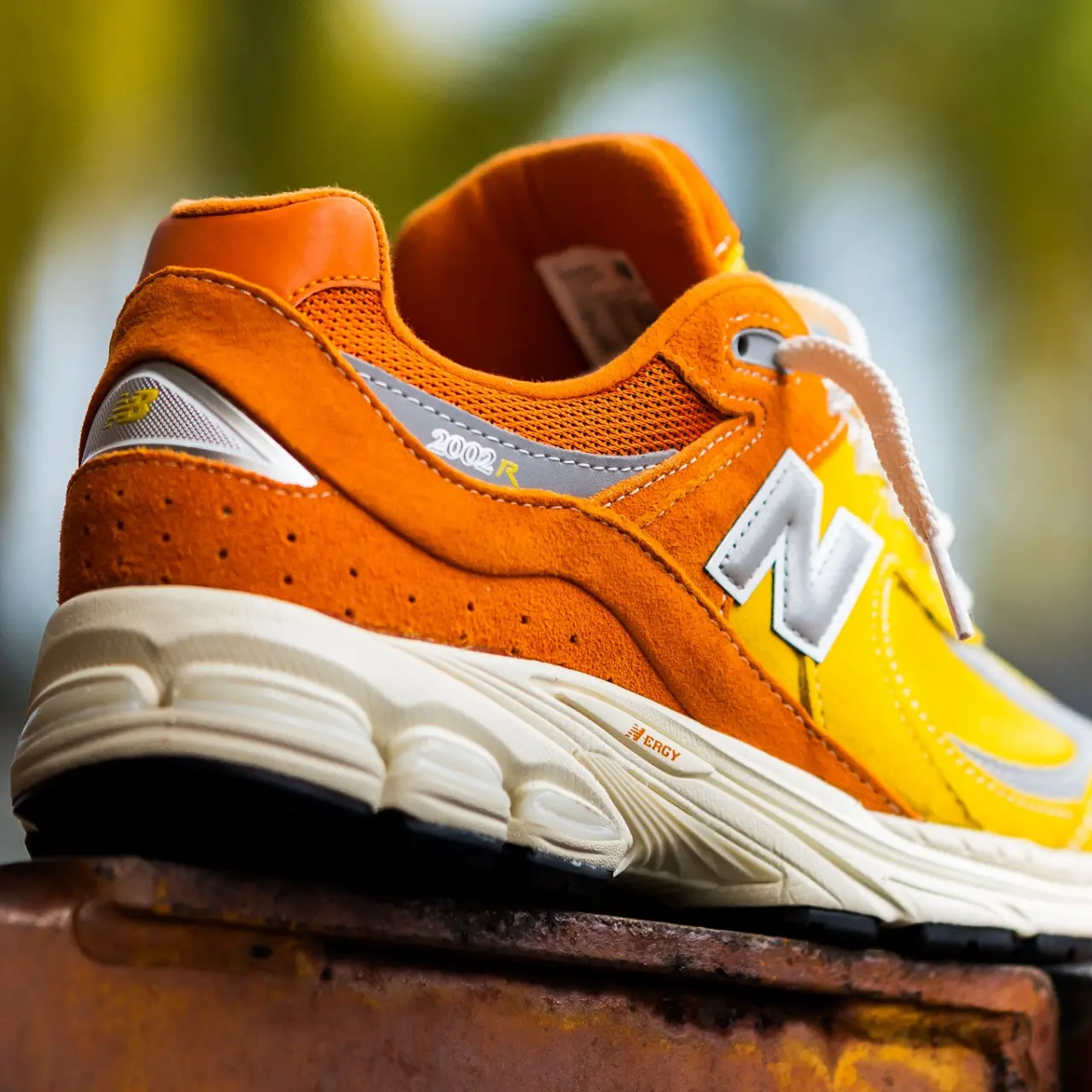 Giay New Balance 2002R 'Ginger Lemon' M2002RPA