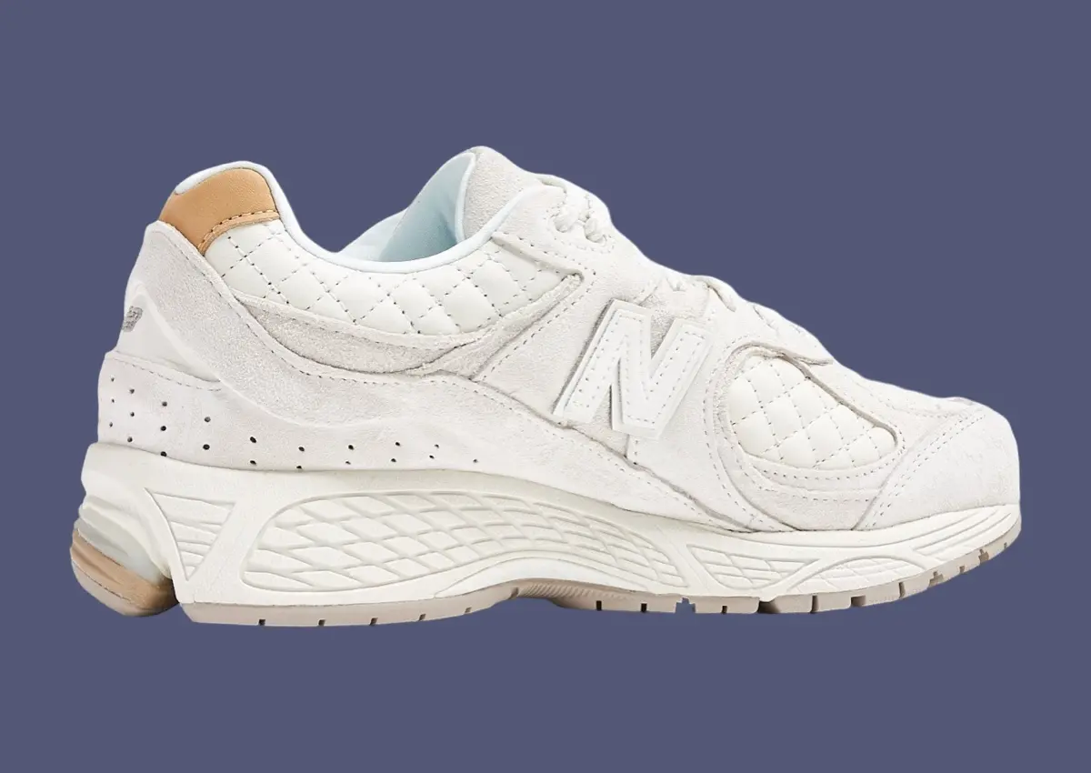 Giay New Balance 2002R 'Quilted White' M2002RPD