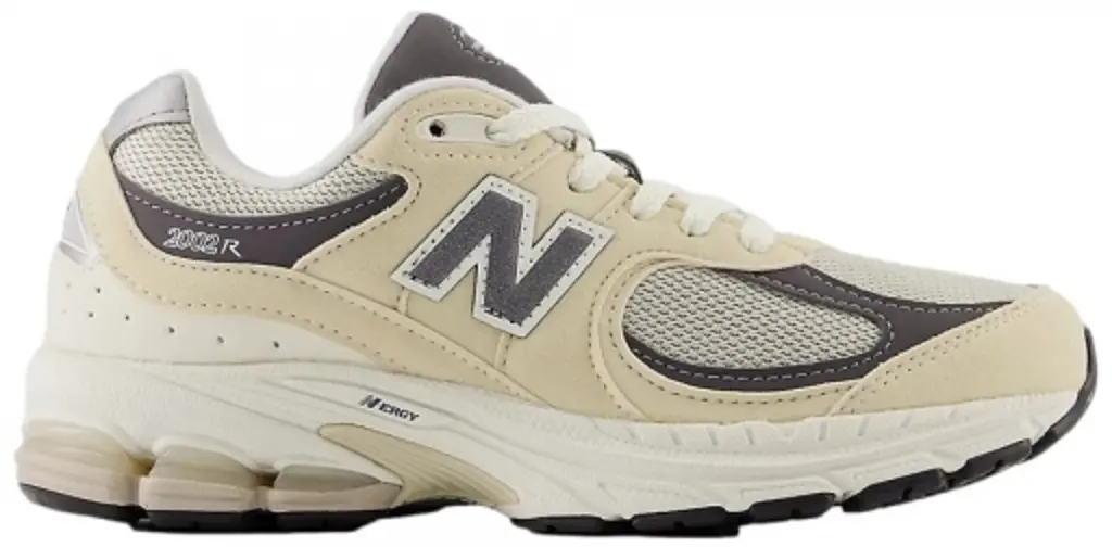 Giay New Balance 2002R 'Sandstone Magnet' GC2002FA