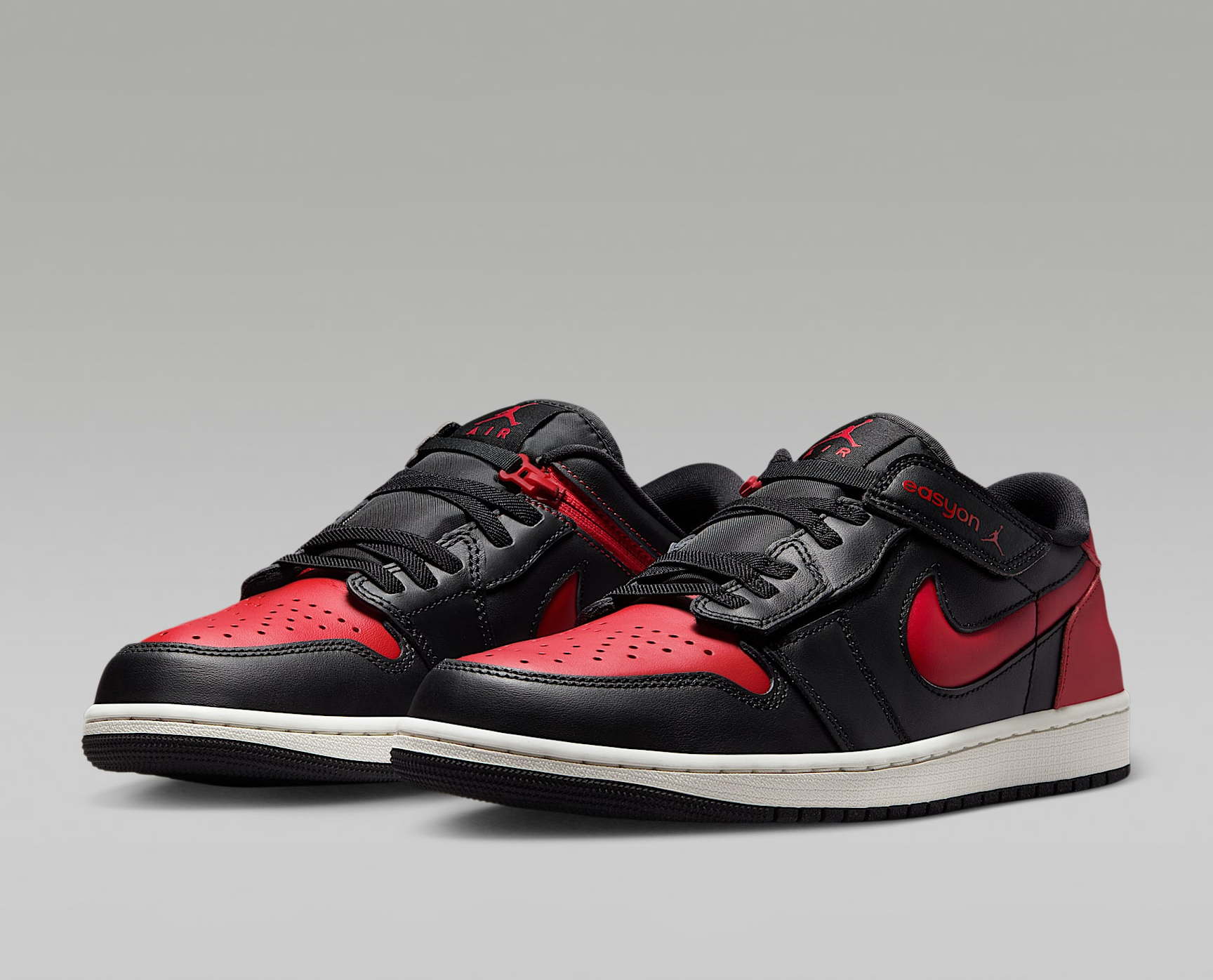 Giay Nike Air Jordan 1 Low FlyEase 'Black Varsity Red' DM1206-067