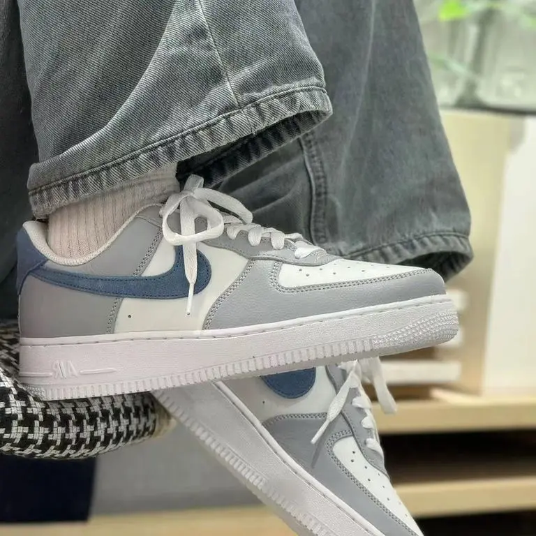 Giay Nike Air Force 1 '07 LV8 'Grey Blue' HV1795-141