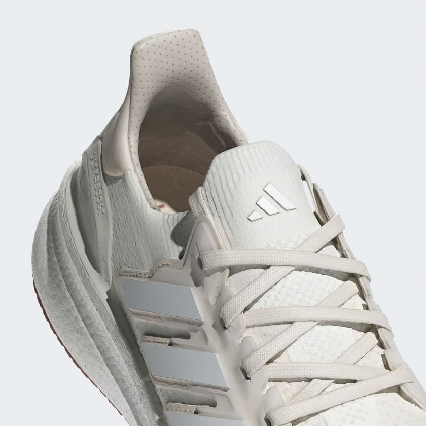 Giay Adidas Ultraboost Light 2.0 'White' JP5131
