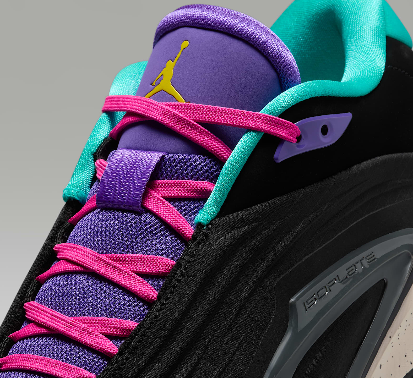 Giay Nike Air Jordan Luka 3 'Black Hyper Jade Pink' FQ1285-002