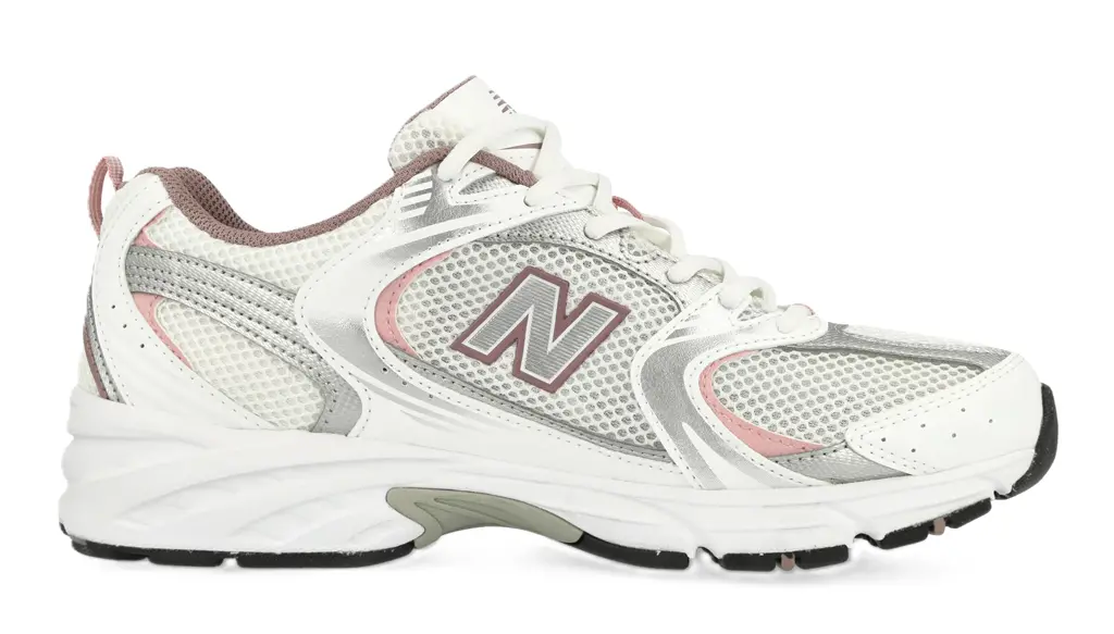 Giay New Balance 530 'White Silver Ice Wine' MR530SGC