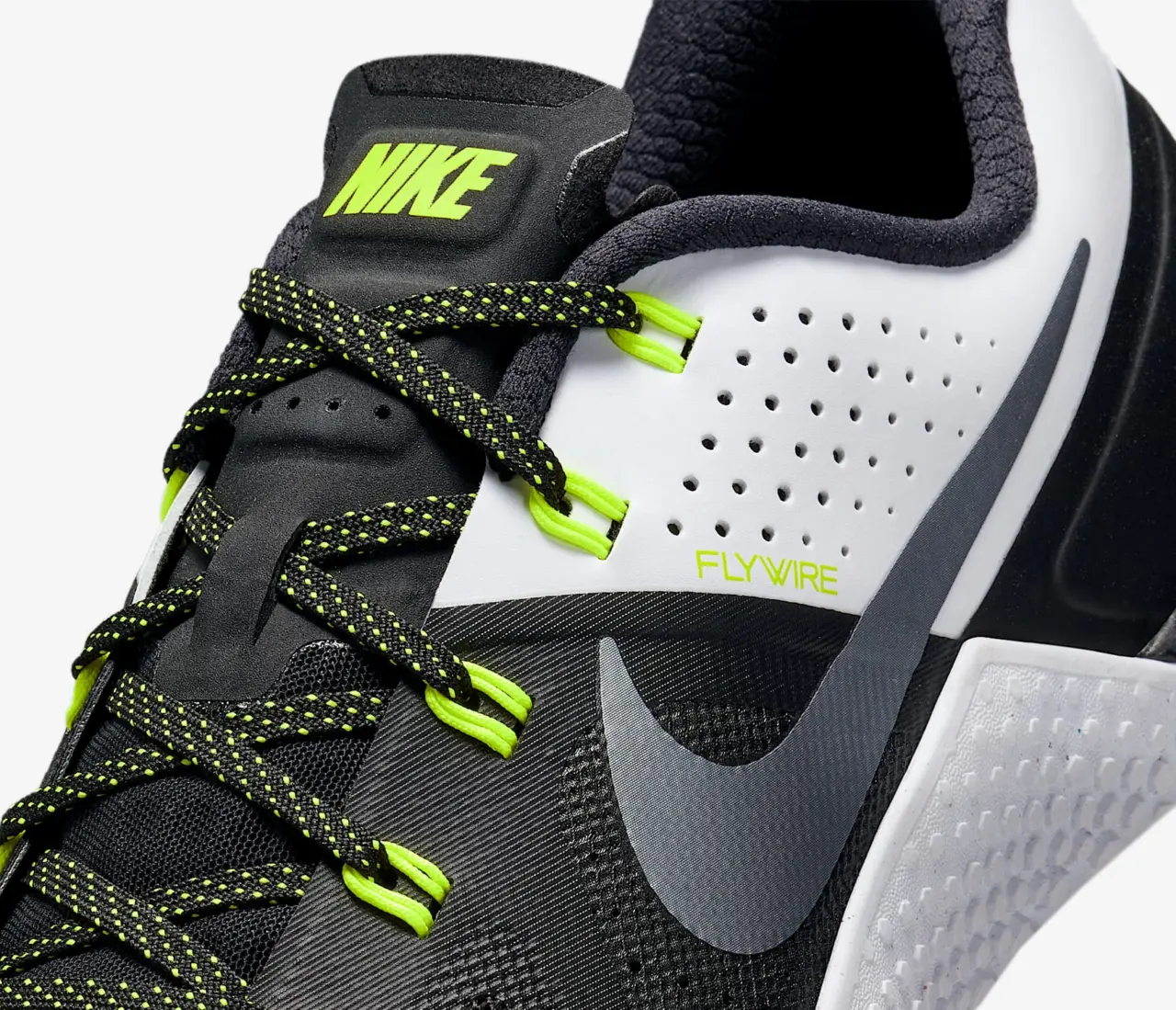 Giay Nike Metcon 1 OG 'Black White Metallic' FQ1854-002