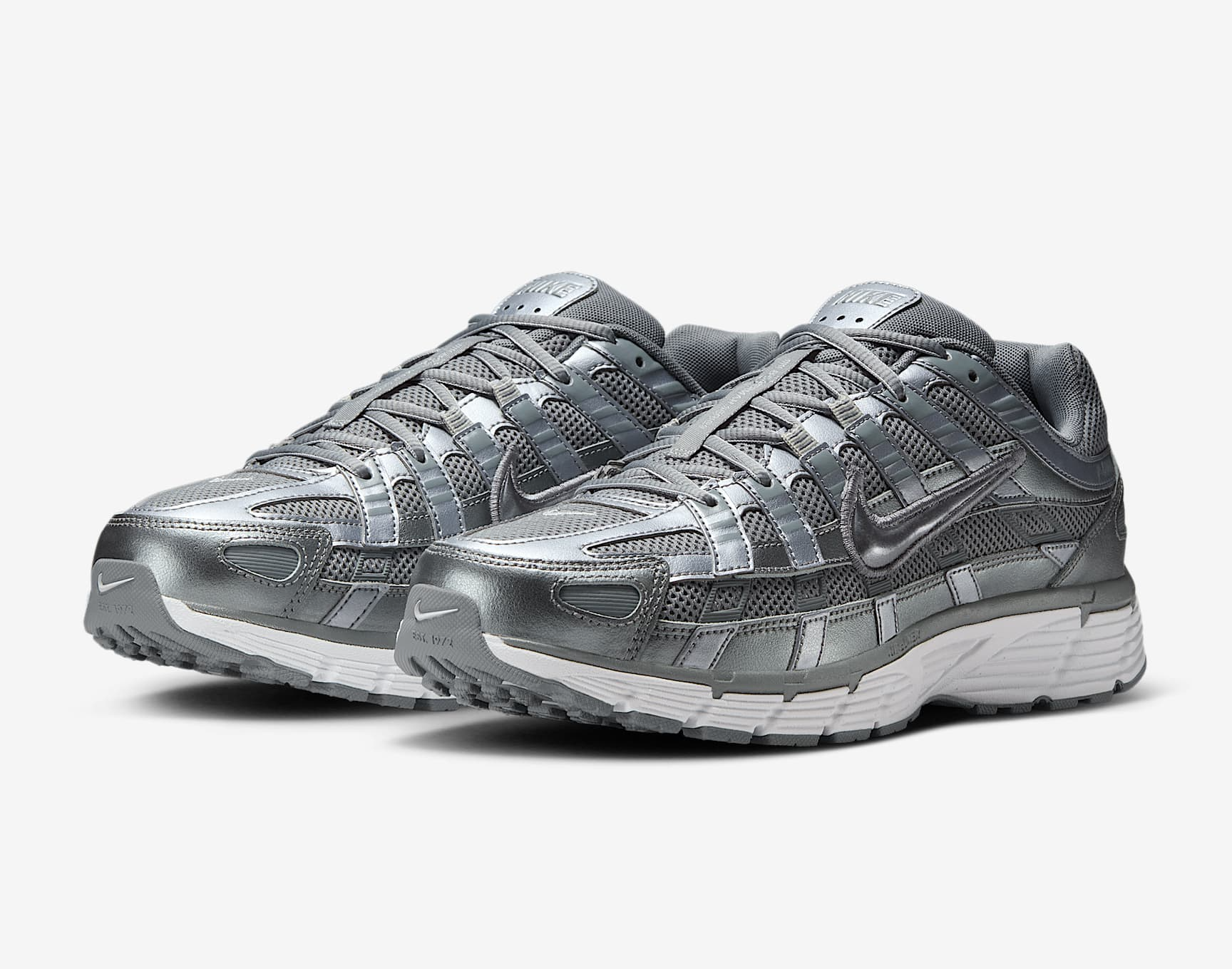 Giay Nike P-6000 'Metallic Cool Grey' CD6404-023