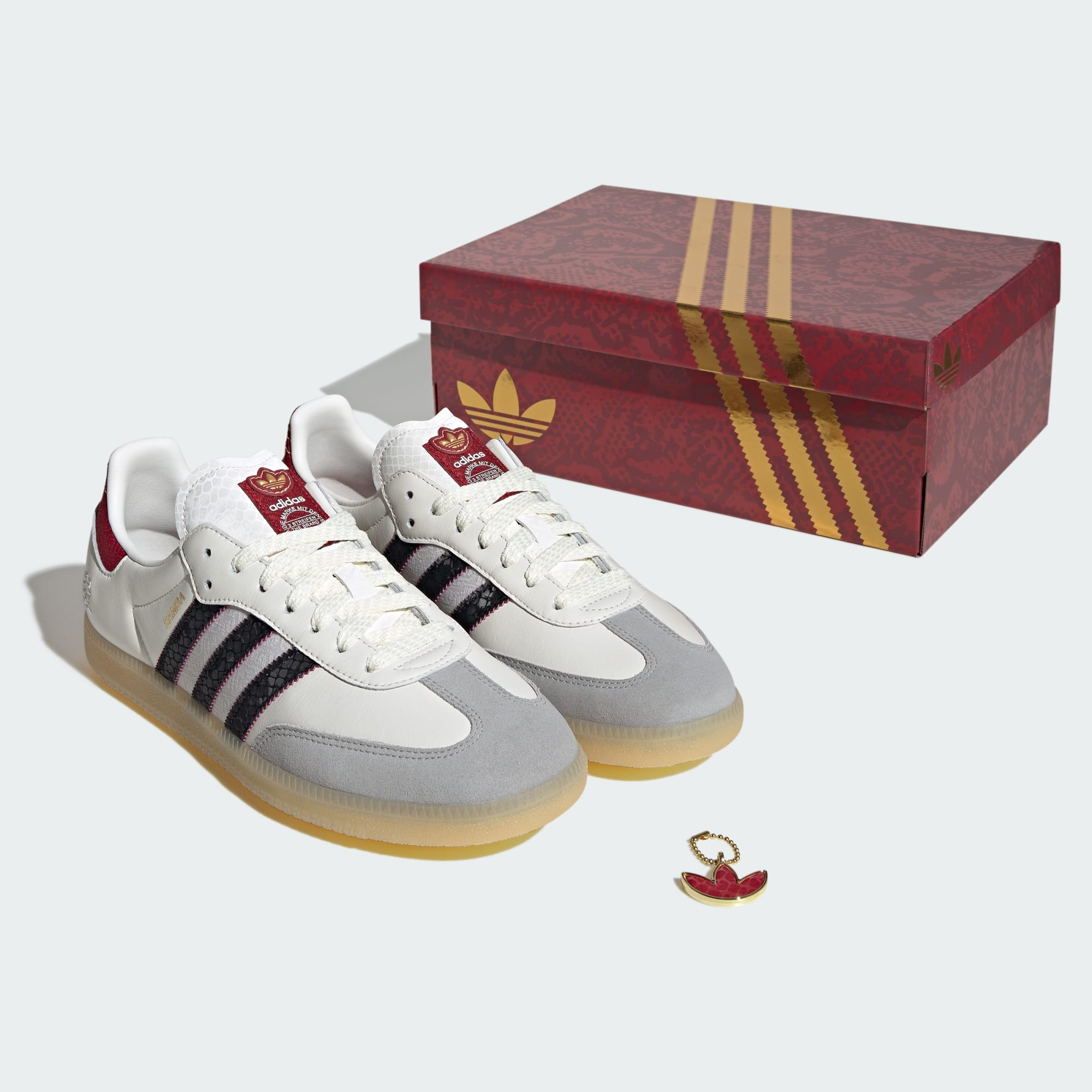 Giay Adidas Samba OG 'Year Of The Snake' JQ5976