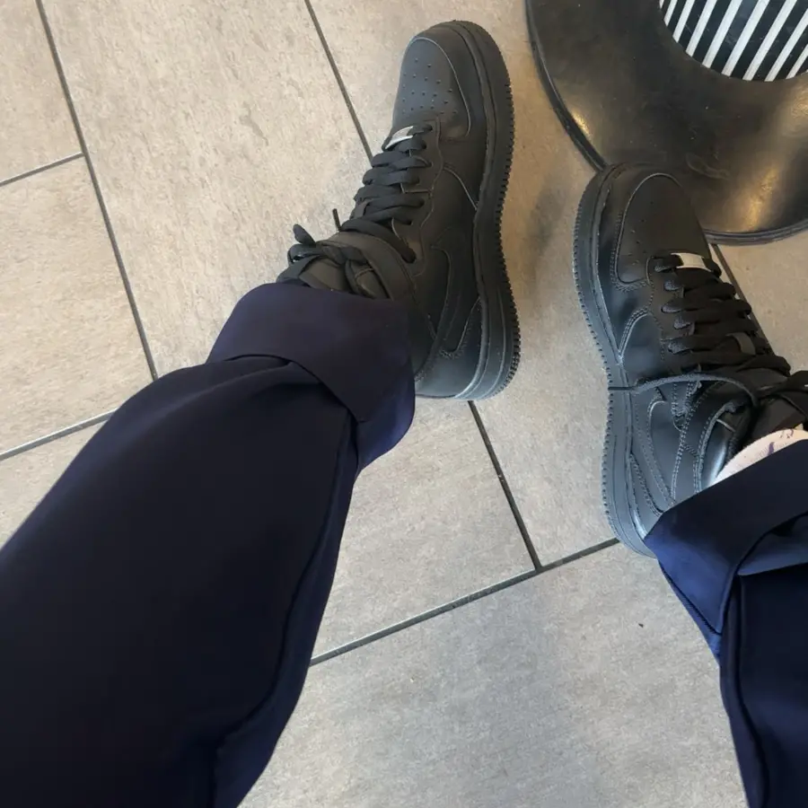 Giay Nike Air Force 1 Mid LE GS 'Triple Black' DH2933-001
