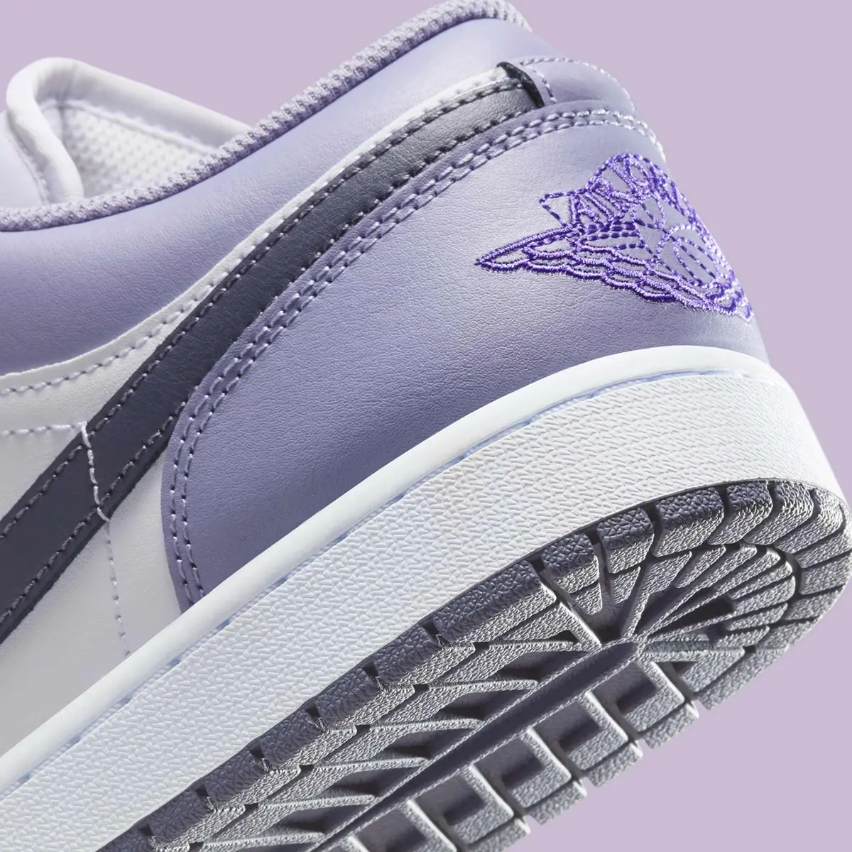 Giay Nike Air Jordan 1 Low 'Purple White' 553558-145