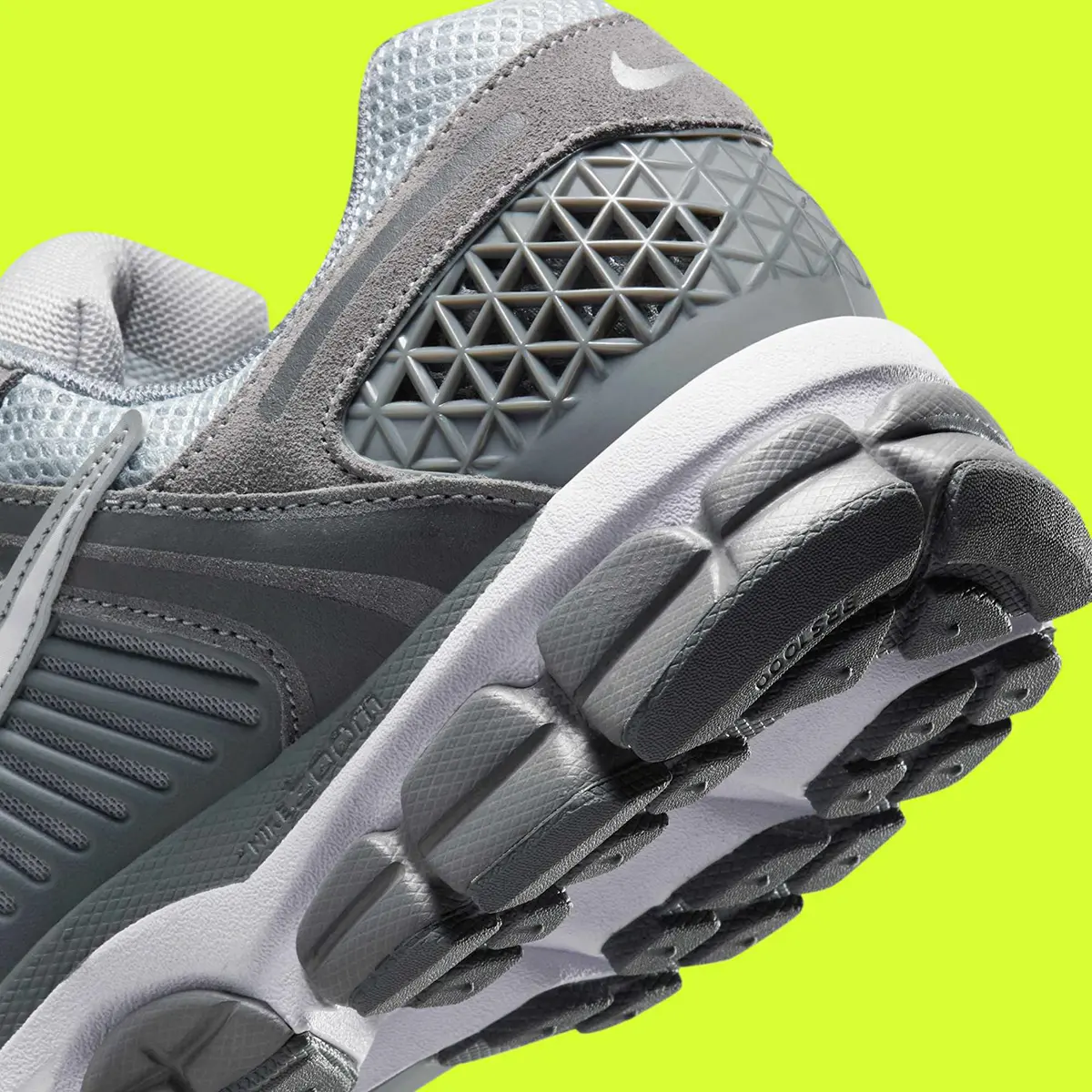 Giay Nike Air Zoom Vomero 5 'Cool Grey' HF1553-003
