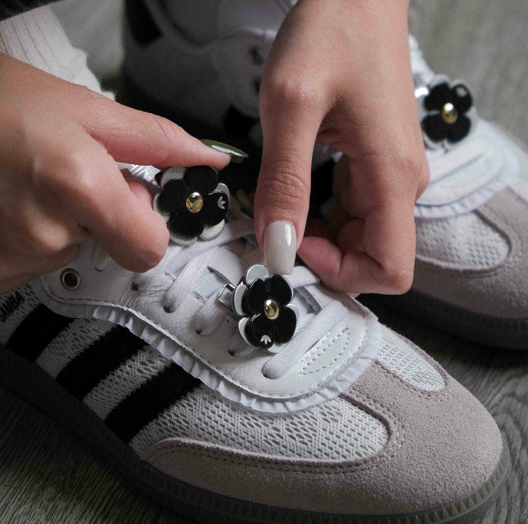 Giay Adidas Wmns Samba OG 'Lace Flower' IH3371