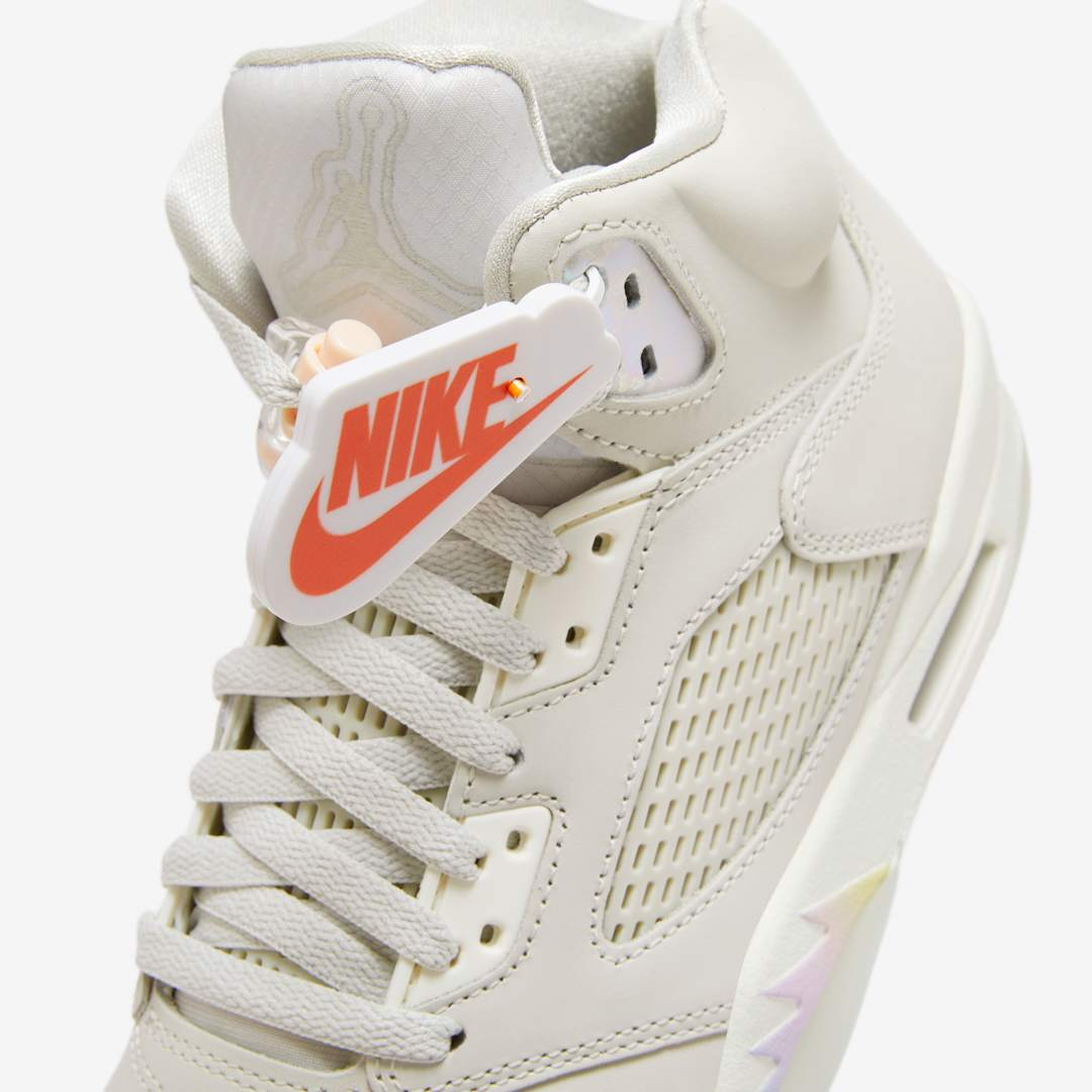 Giay Nike Air Jordan 5 Retro 'Year Of The Snake' HF3183-001