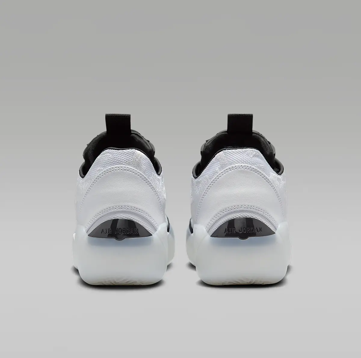 Giay Nike Air Jordan 39 'Croix' FQ0213-100