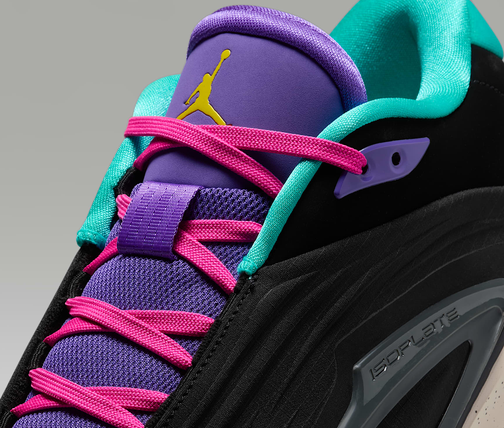 Giay Nike Air Jordan Luka 3 PF 'White Black Blue' FQ1285-003