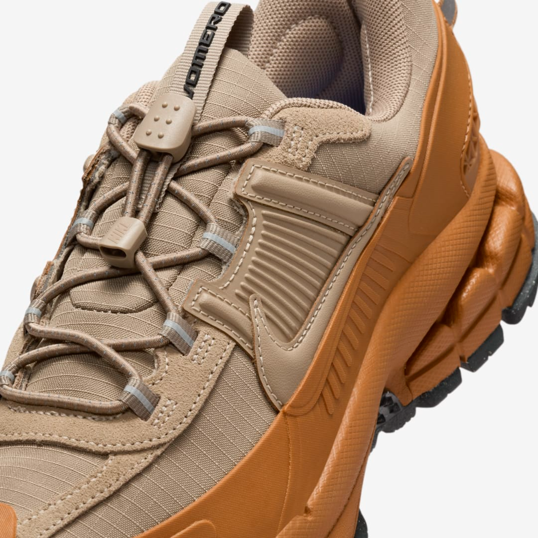 Giay Nike Air Zoom Vomero 5 Roam 'Flax' HQ2181-200