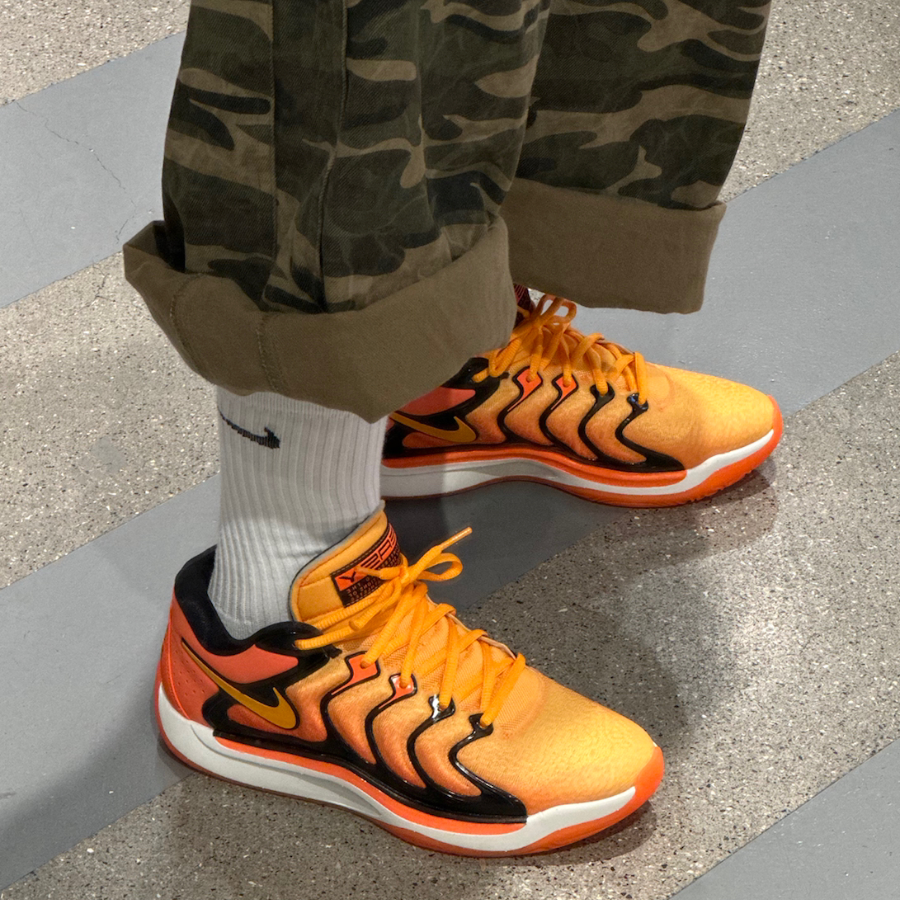 Alternative view of Giày Nike KD 17 'Slim Reaper' FJ9488-800