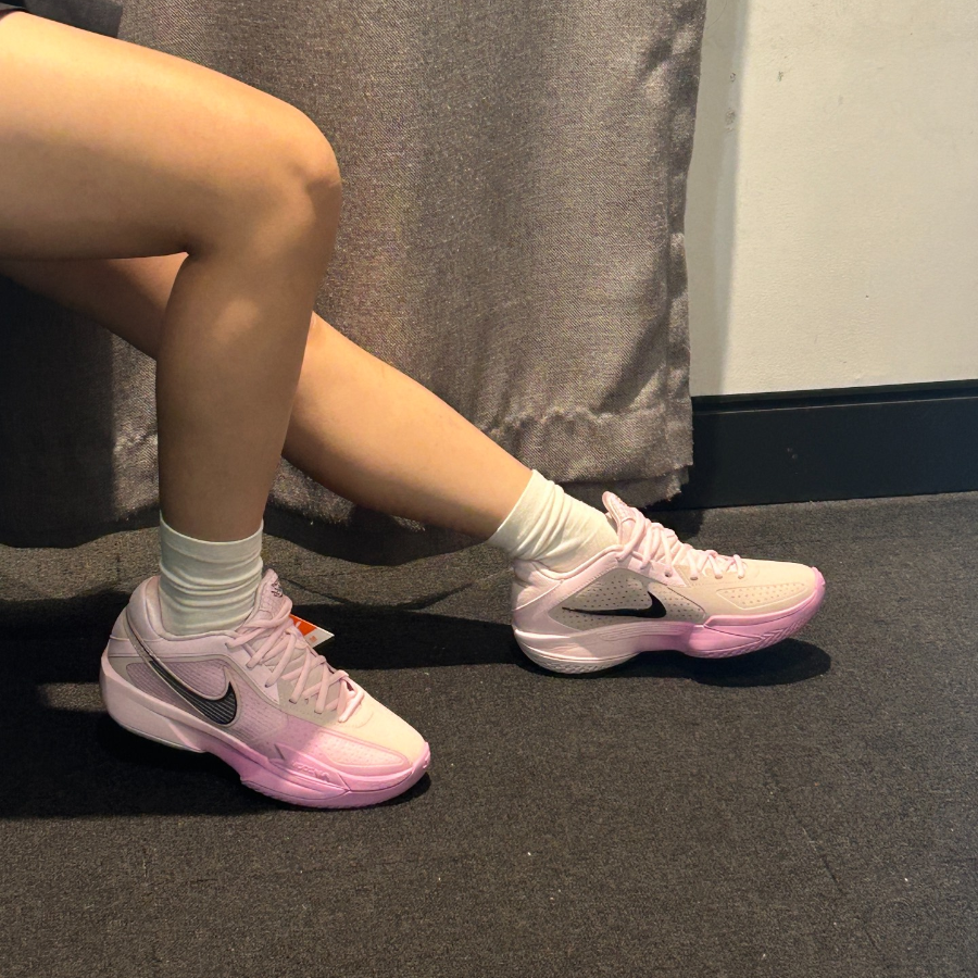 Alternative view of Giày Nike Air Zoom GT Cut Cross 'Think Pink' HF0218-601