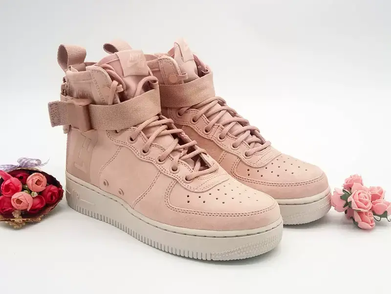 Giay Nike SF Air Force 1 Mid 'Particle Beige' AA3966-201