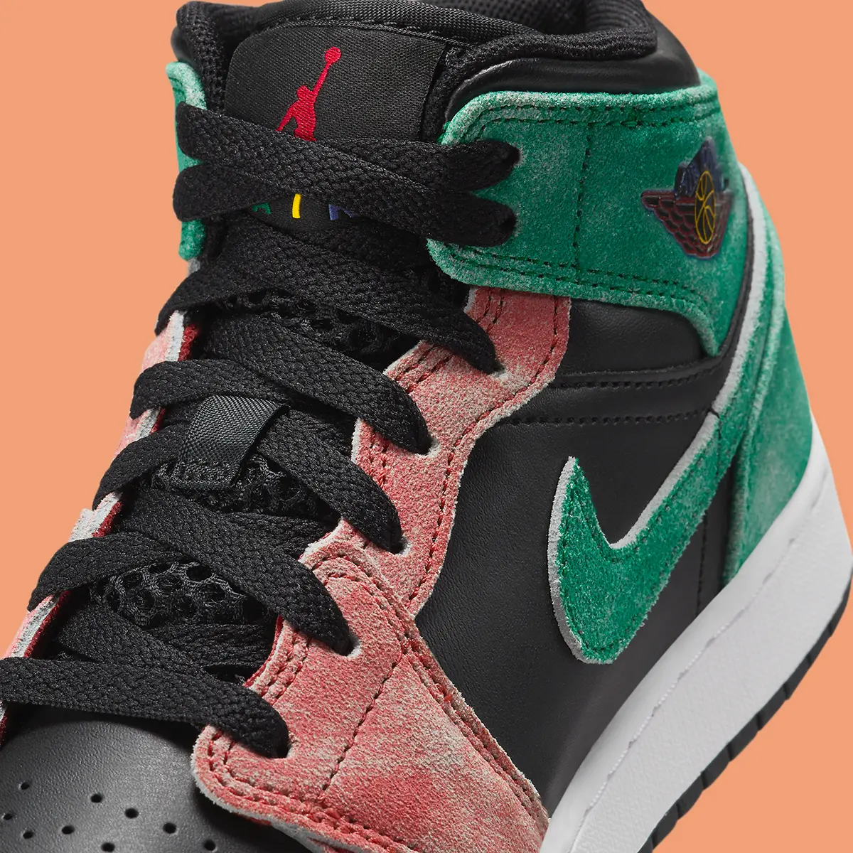 Giay Nike Air Jordan 1 Mid SE GS 'MJ's Playground' FQ1292-003