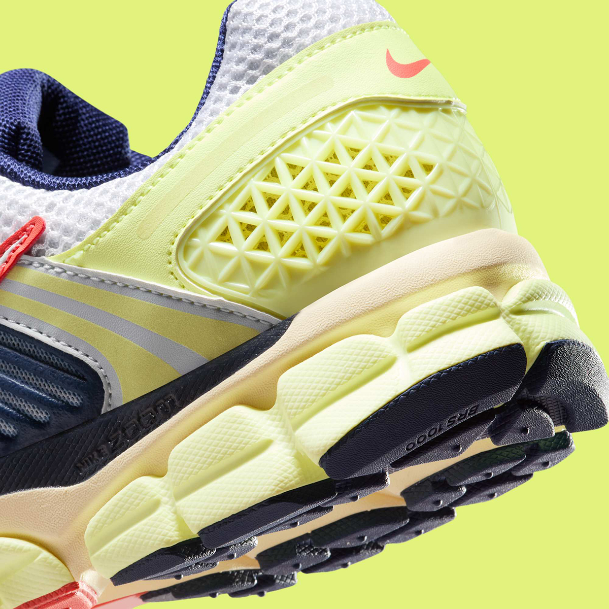 Giay Nike Zoom Vomero 5 'Barely Volt' IB4004-701