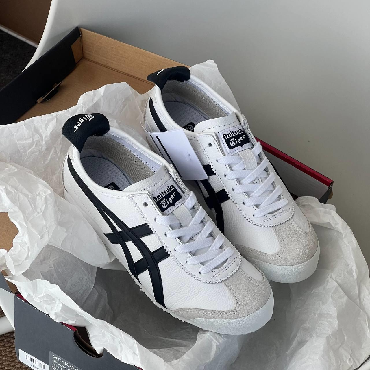 Giay Onitsuka Tiger Mexico 66 'White Black' 1183A201-126
