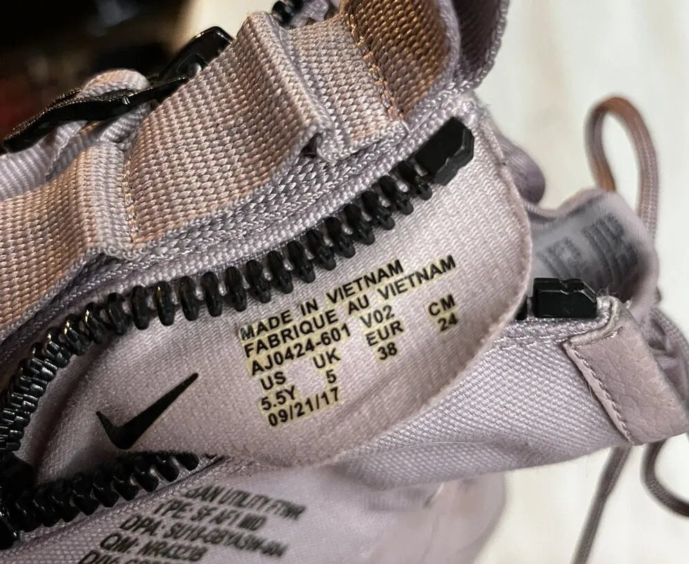 Giay Nike SF Air Force 1 Mid GS 'Elemental Rose' AJ0424-601