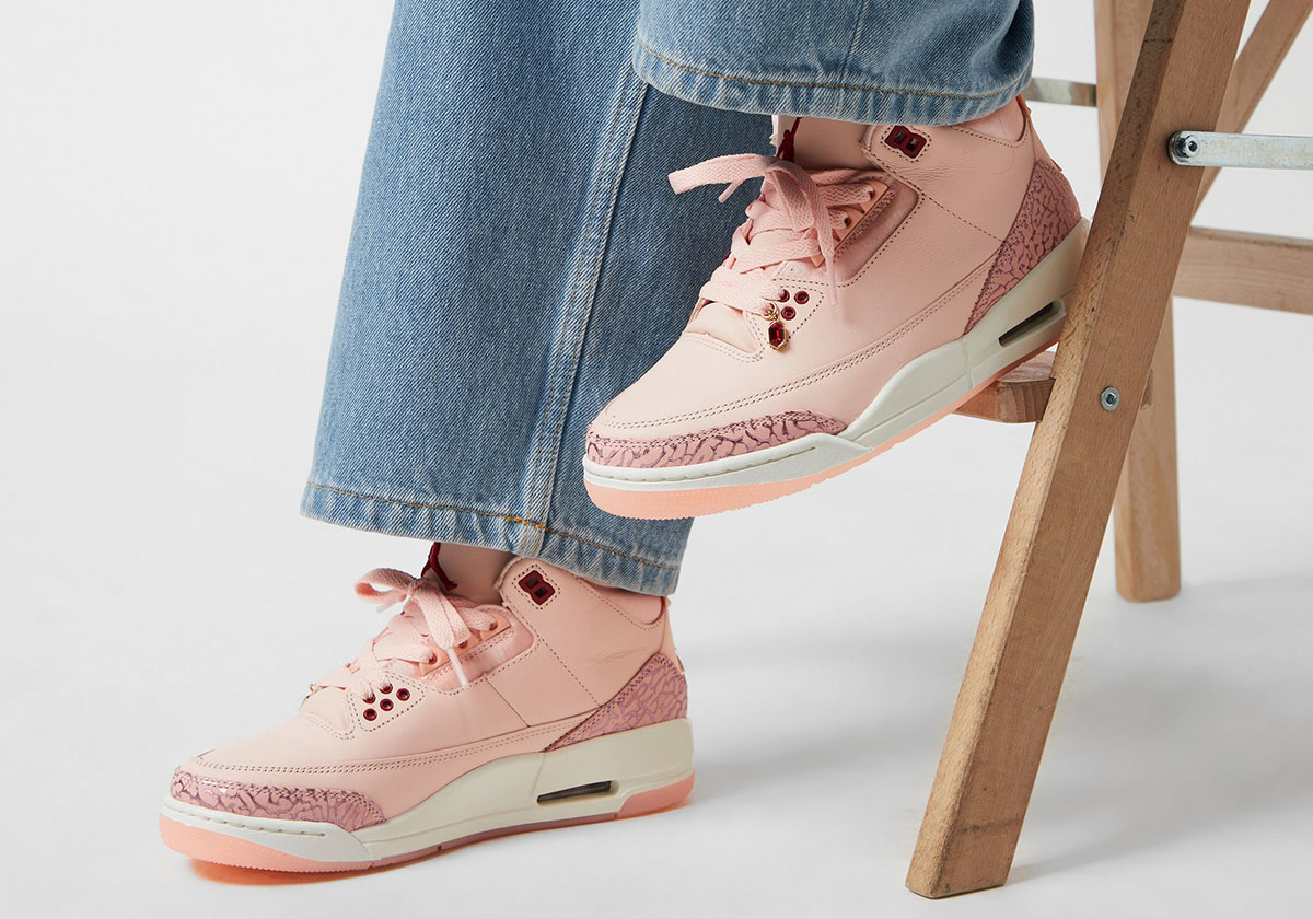 Giay Nike Air Jordan 3 Retro 'Valentine's Day Treat Yourself' HJ0178-600