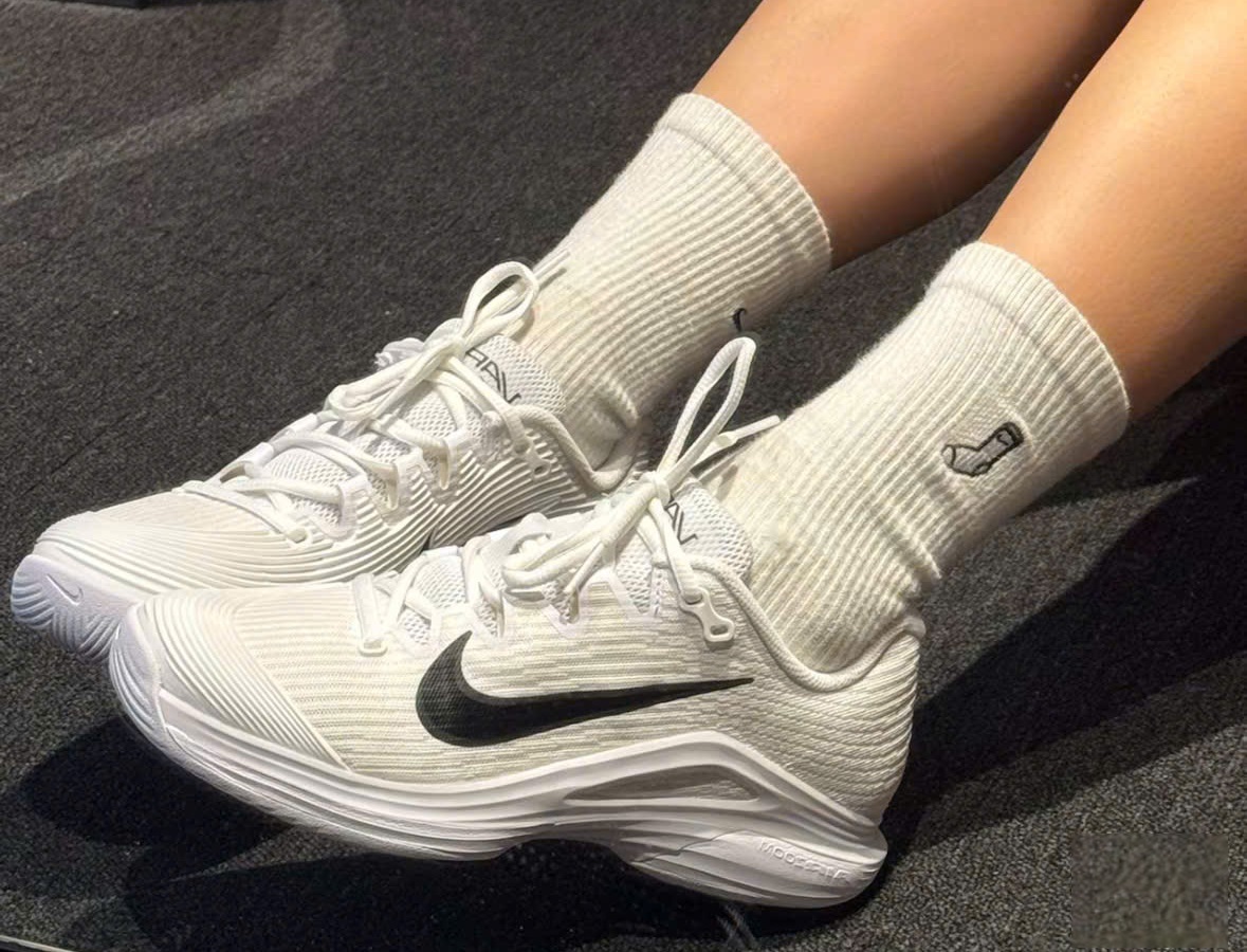 Alternative view of Giày Nike Court Air Zoom Vapor 12 HC 'White' FV5552-101
