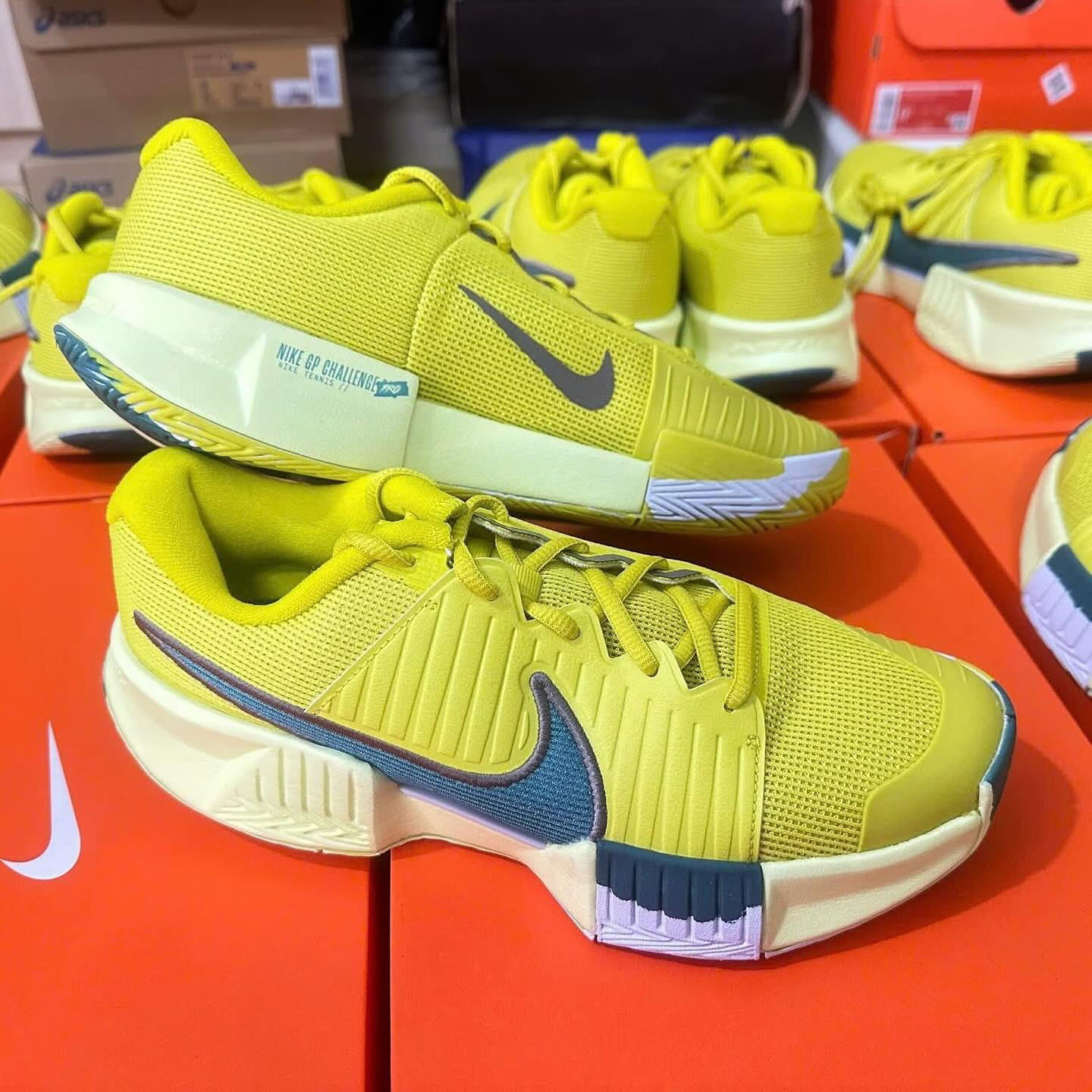 Giay Nike GP Challenge Pro HC Premium 'High Voltage' HF1161-300