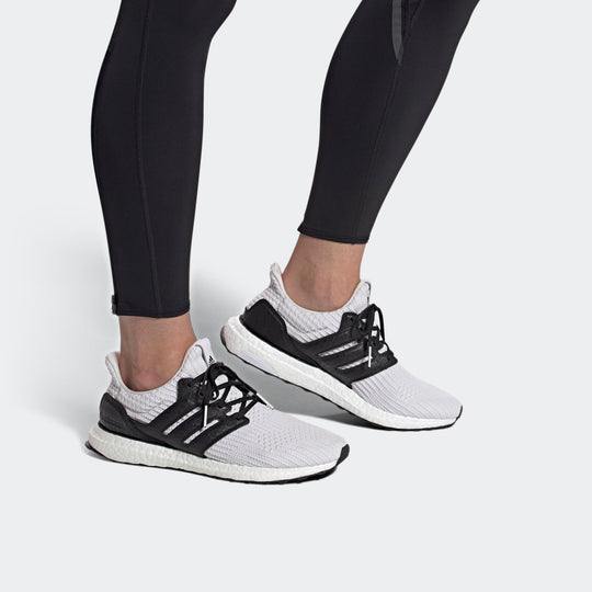 Giay Adidas UltraBoost DNA 'Crocodile' FZ2895