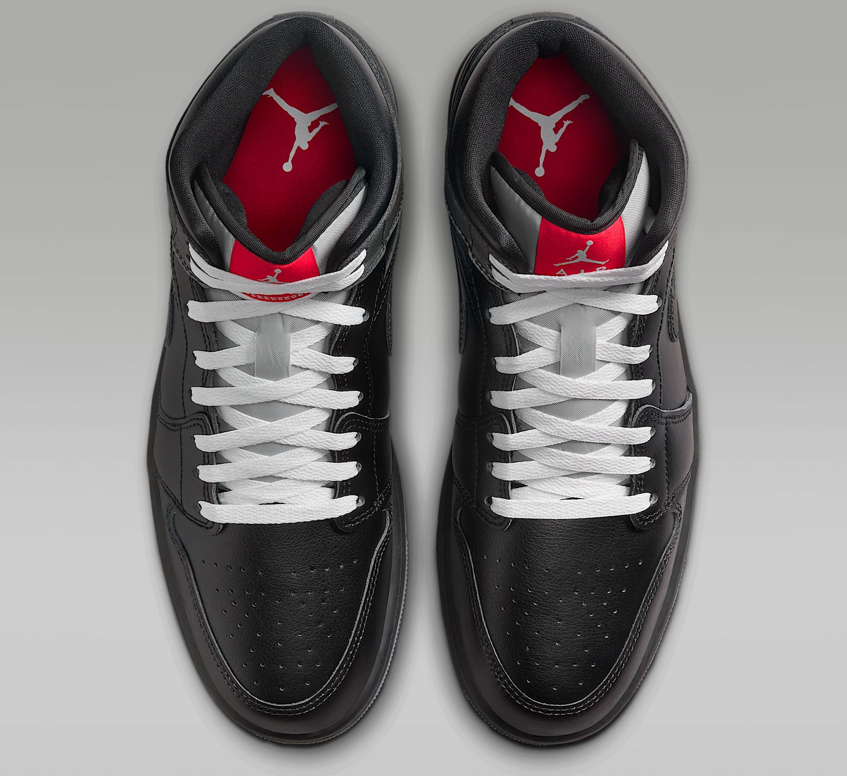 Giay Nike Air Jordan 1 Mid SE 'Black Metallic Reimagined' HV5177-010