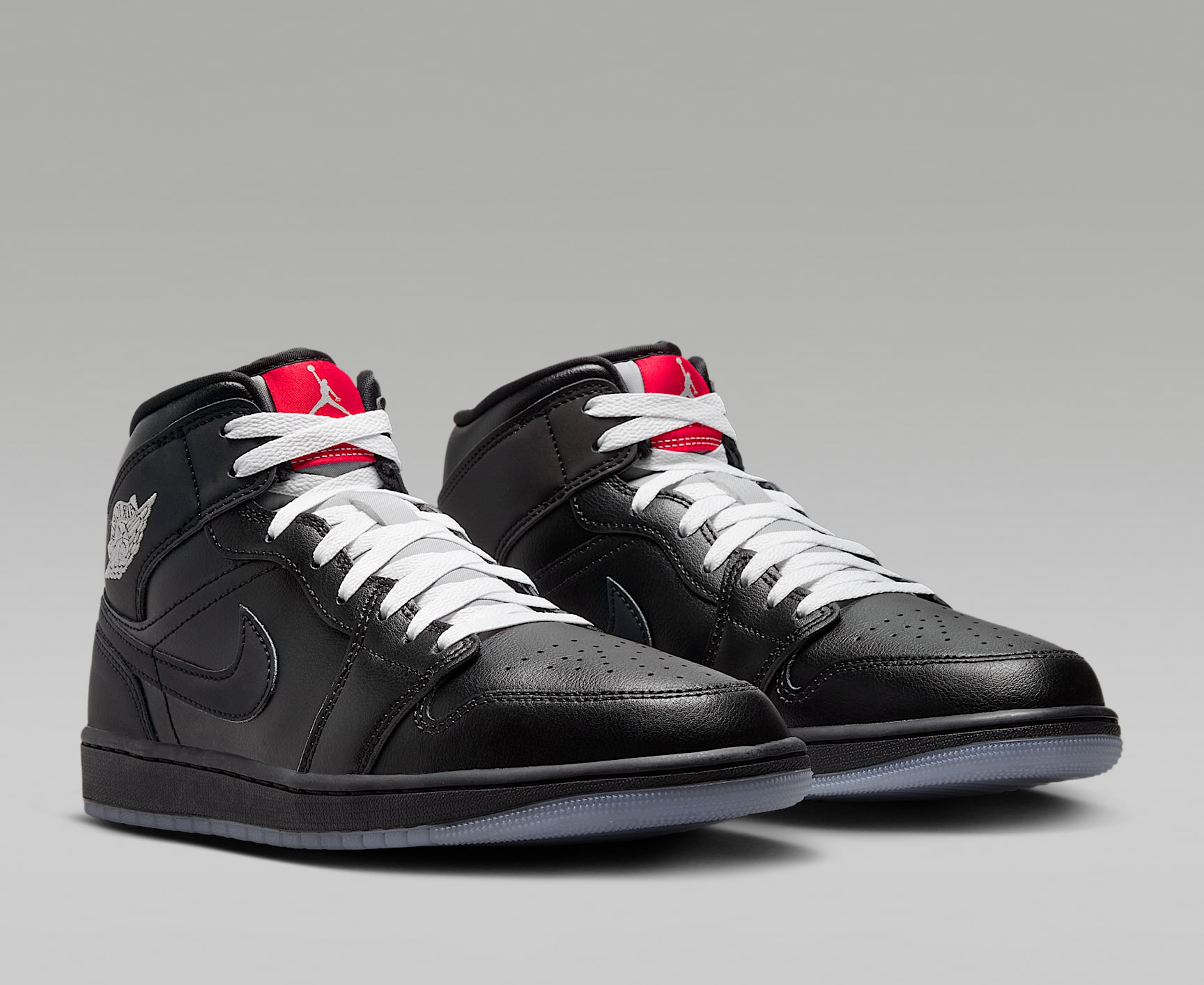 Giay Nike Air Jordan 1 Mid SE 'Black Metallic Reimagined' HV5177-010