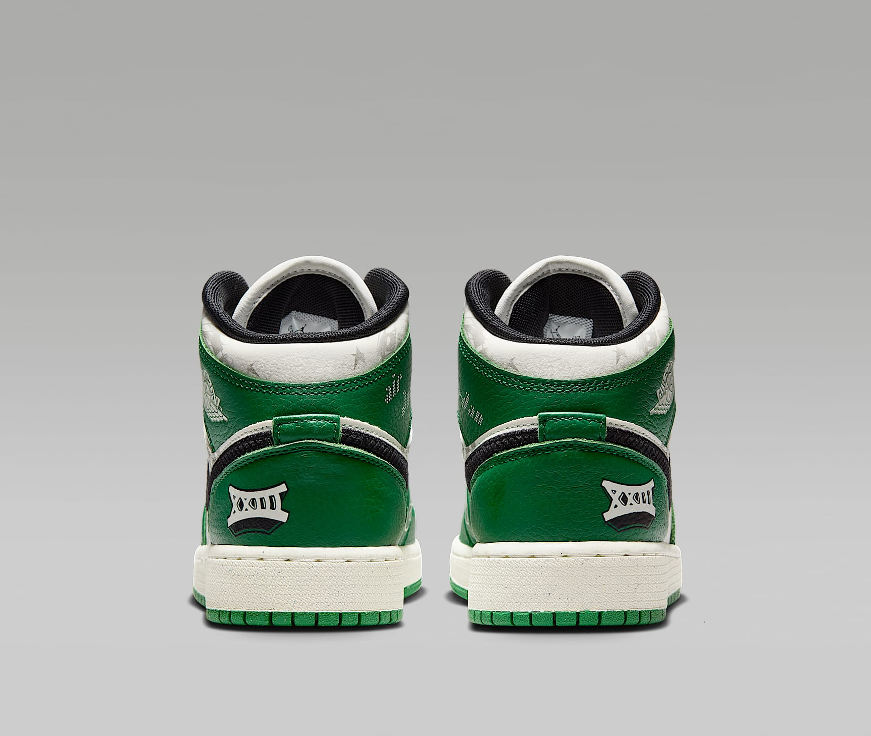 Giay Nike Air Jordan 1 Mid SE GS 'Overbranded' HF3200-300